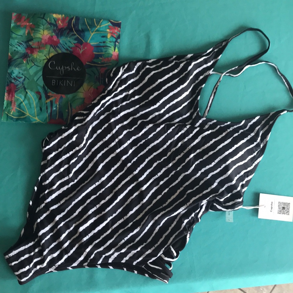 CupShe Little Lady Striped One-Piece Swimsuit